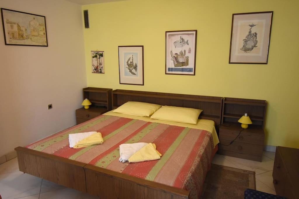 With A Parking Space - 15757 Apartman *